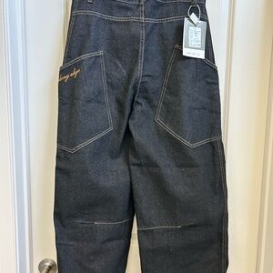 Women’s BlackWide Barrel Leg Jeans